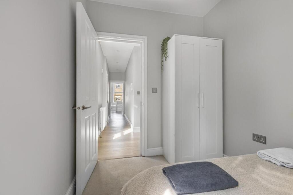 Brilliant 2 Bed Apartment - Spacious, Central & Well-Connected 伦敦 外观 照片